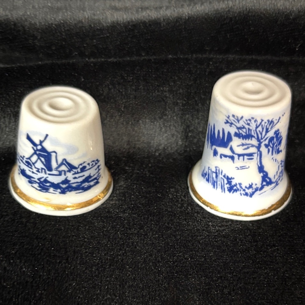 Delft Blue and White Porcelain Thimbles with gold trim, Set of 2